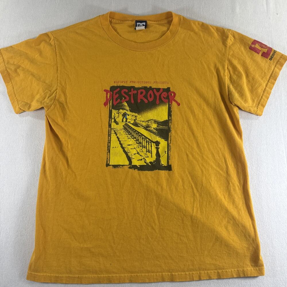 Y2K DC Shoes Graphic Print T Shirt Size Medium King Pin Productions Destroyer